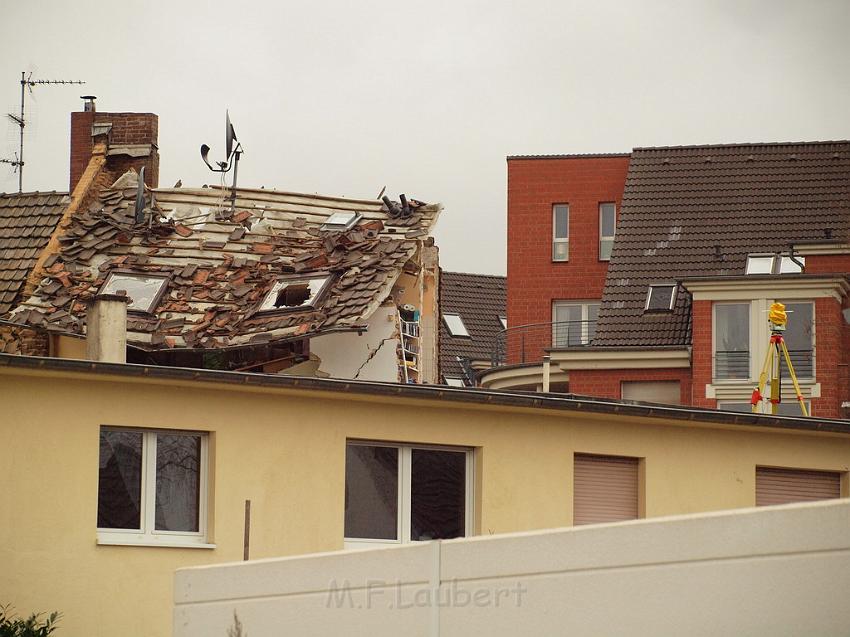 Hausexplosion Bruehl bei Koeln Pingsdorferstr P474.JPG